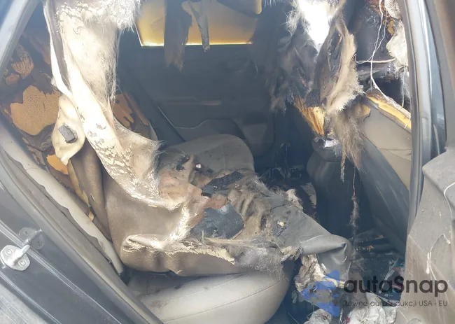 3KPF24AD1KE083980: 41715995