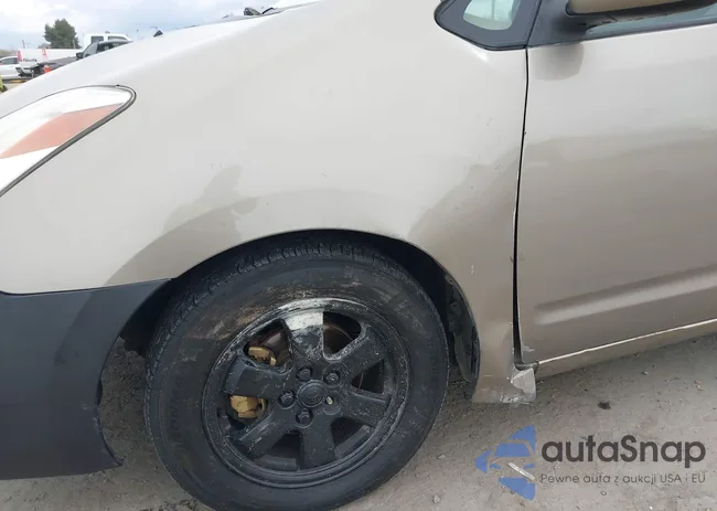 JTDKB22UX40082002: 41715111