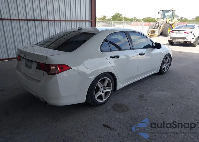 JH4CU2F43CC028724: 41715472