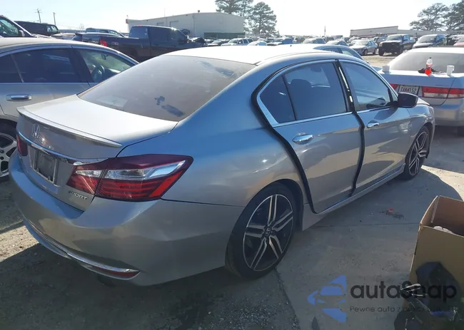 1HGCR2F57HA141494: 41715477