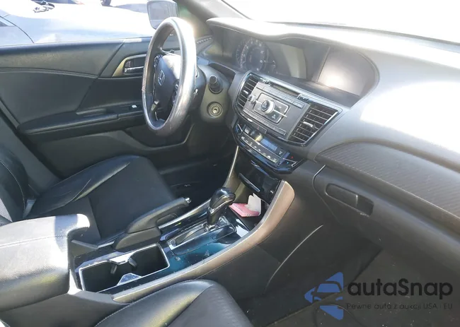 1HGCR2F57HA141494: 41715477