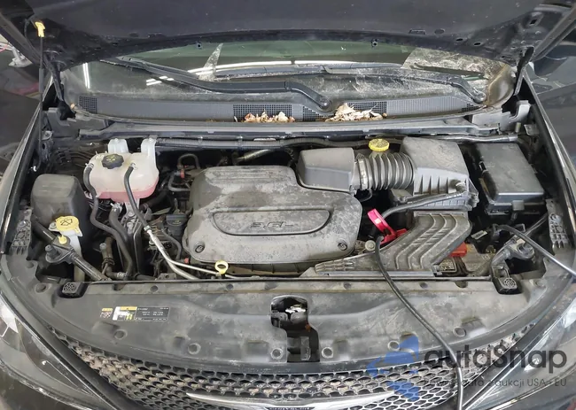 2C4RC1CGXNR223284: 41716748