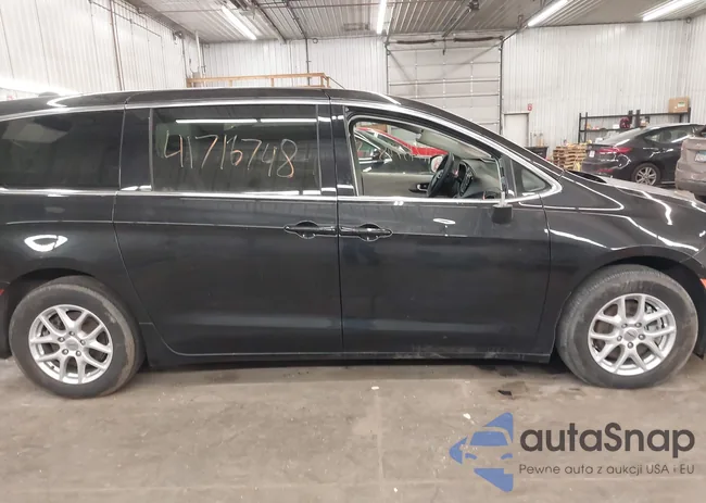 2C4RC1CGXNR223284: 41716748