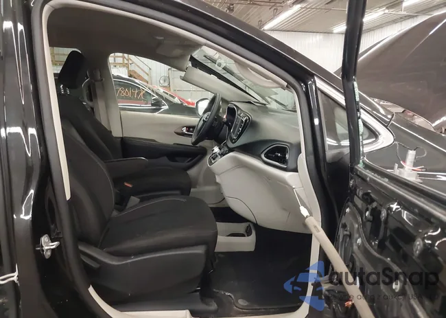 2C4RC1CGXNR223284: 41716748