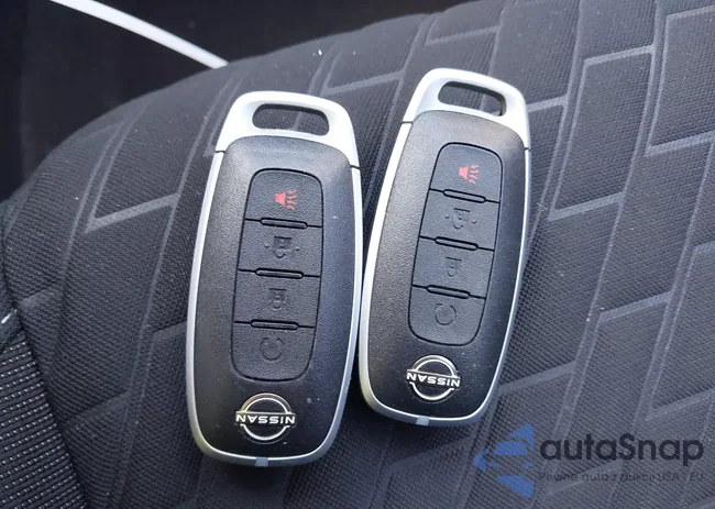 3N1CP5CVXPL509574: 41717716