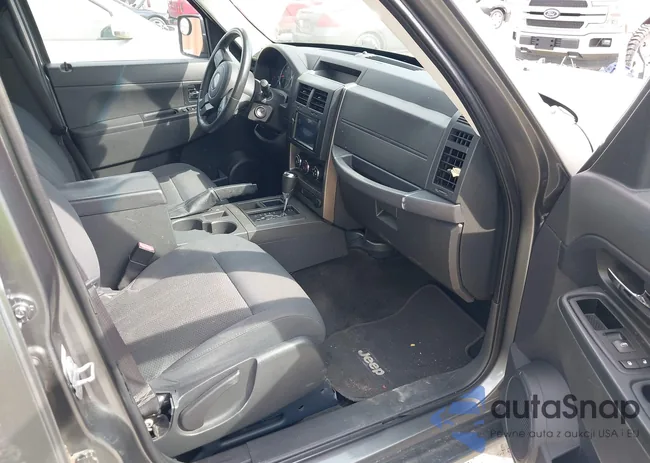 1C4PJLAK7CW146409: 41717779