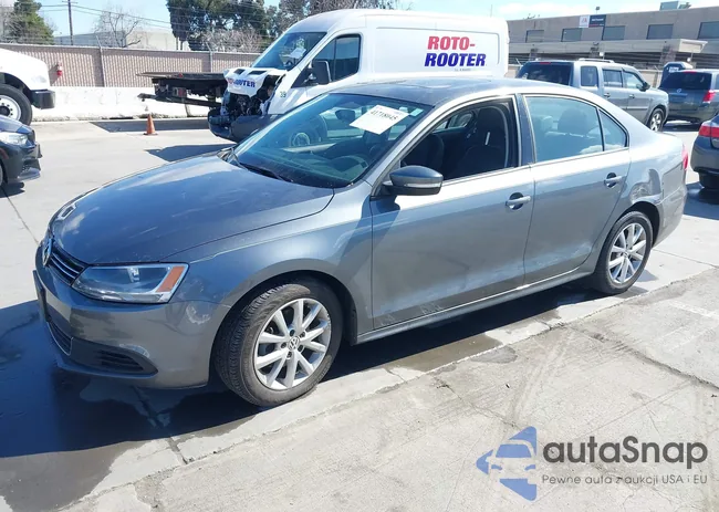 3VWDP7AJ0CM401950: 41718045