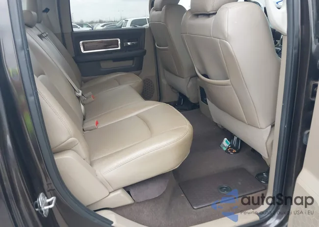 1D7RV1CT9BS643304: 41717103