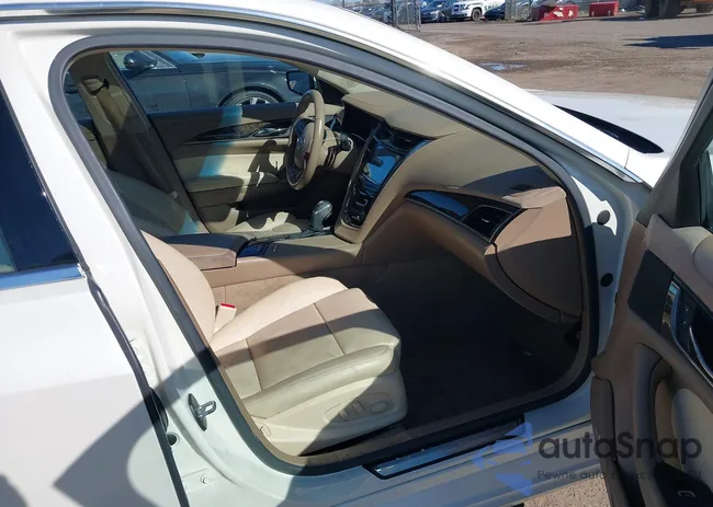 1G6AR5SXXE0169647: 41718910