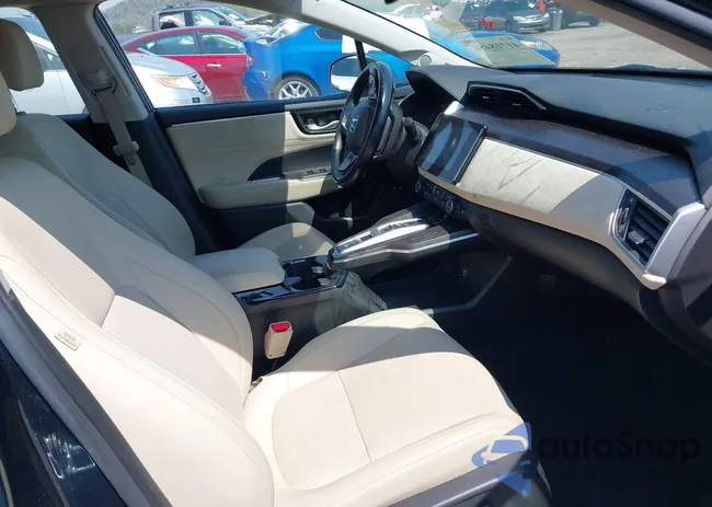 JHMZC5F32JC001730: 41718456