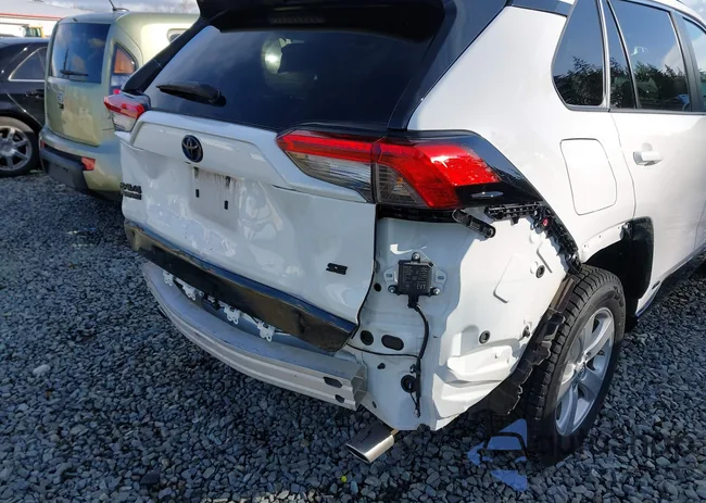 JTMAB3FV6ND105659: 41719736