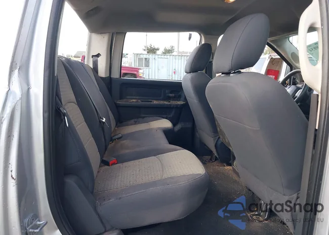 3D7UT2CL7BG552576: 41719854