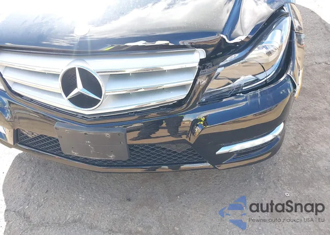 WDDGF4HB4DR265408: 41719308