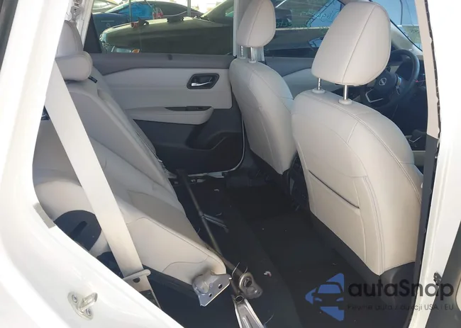 JN8BT3CA6PW425269: 41720655