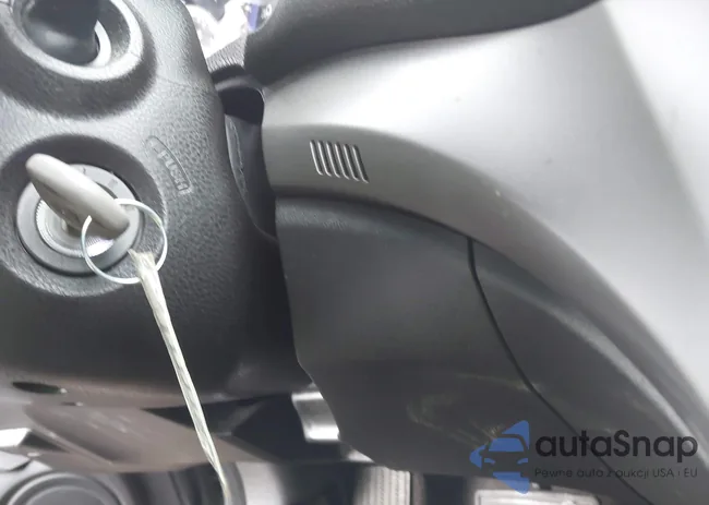 JH4CU26609C006240: 41721575