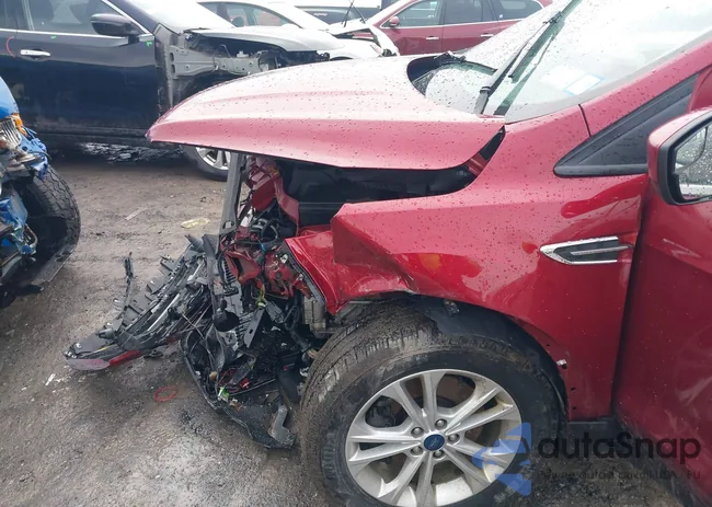 1FMCU9HD1KUB76186: 41721608