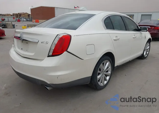 1LNHM93R69G606117: 41721985