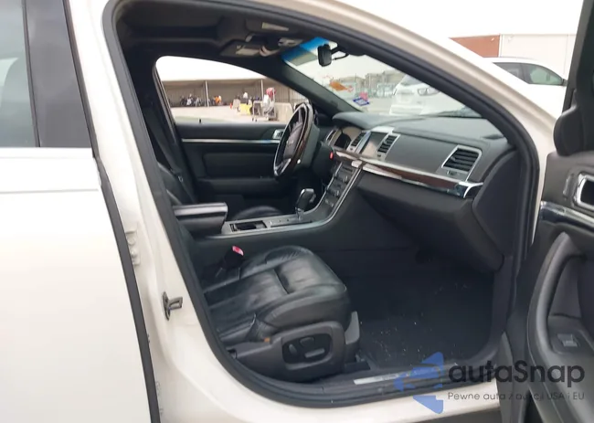 1LNHM93R69G606117: 41721985