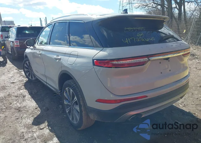 5LMCJ2C97LUL03945: 41722640