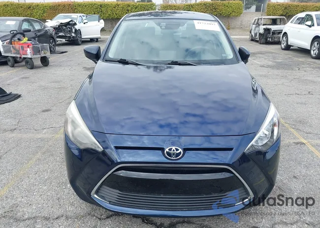 3MYDLBYV6HY185047: 41722097