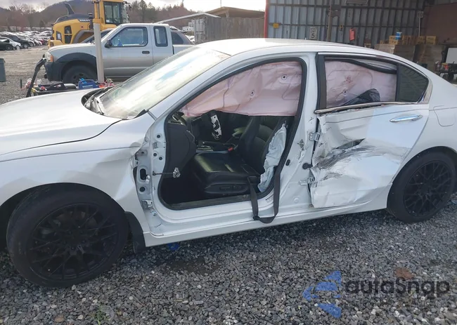 1HGCR2F14HA090131: 41722219