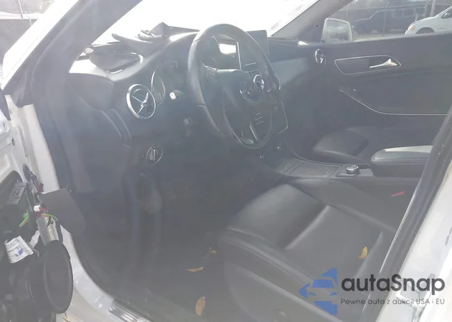 WDDSJ4EB0GN313818: 41723620