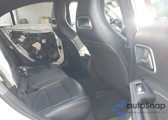 WDDSJ4EB0GN313818: 41723620