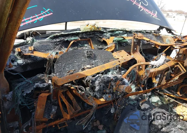 3GNFK16Z05G263177: 41723770