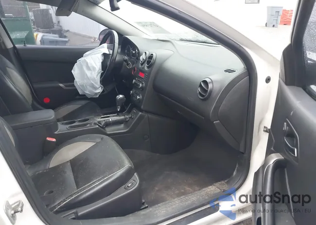 1G2ZM587X74155012: 41723856