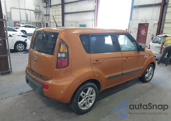 KNDJT2A20B7229165: 41723104