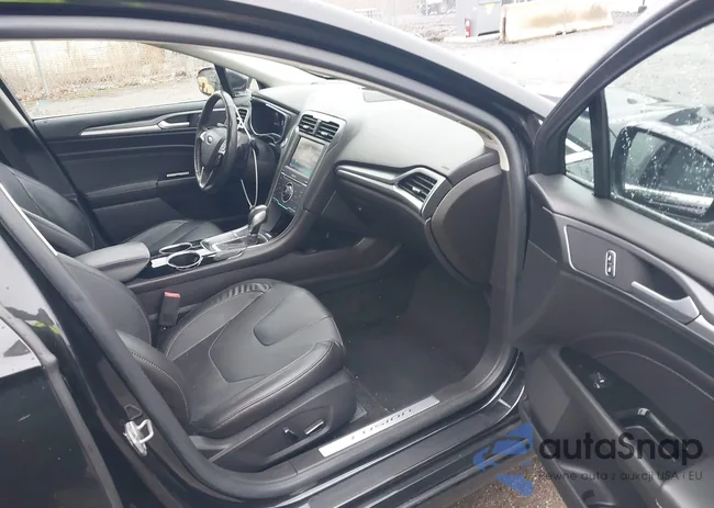 3FA6P0D95ER114930: 41724261