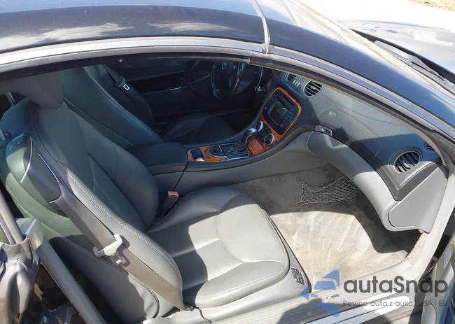 WDBSK75F33F059925: 41725333