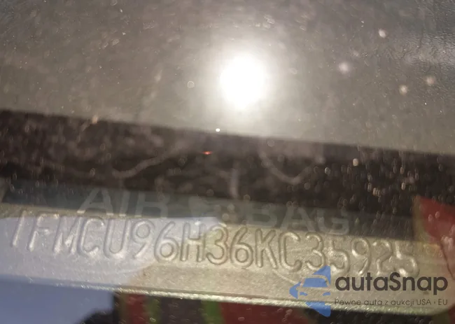 1FMCU96H36KC35925: 41726540