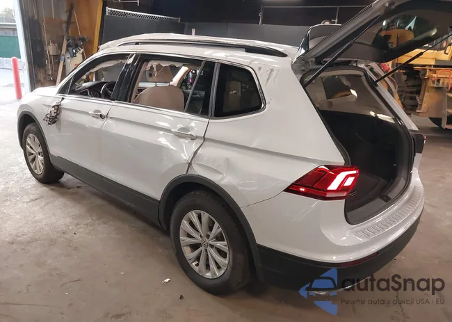 3VV2B7AX3KM015293: 41727567