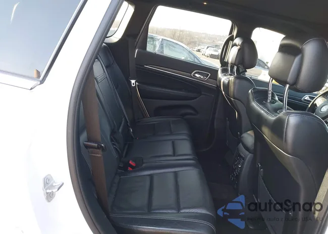 1C4RJFBG2GC498826: 41727665