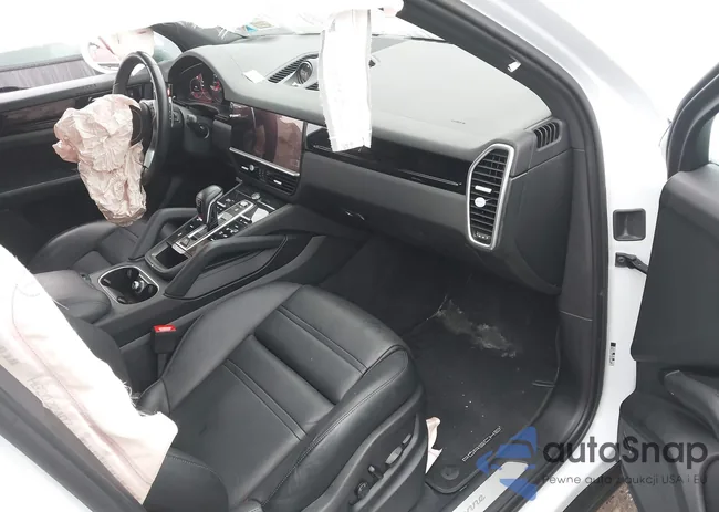 WP1AA2AY4PDA04474: 41728559