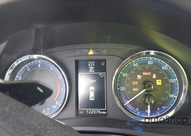 2T1BURHE8KC130022: 41728842