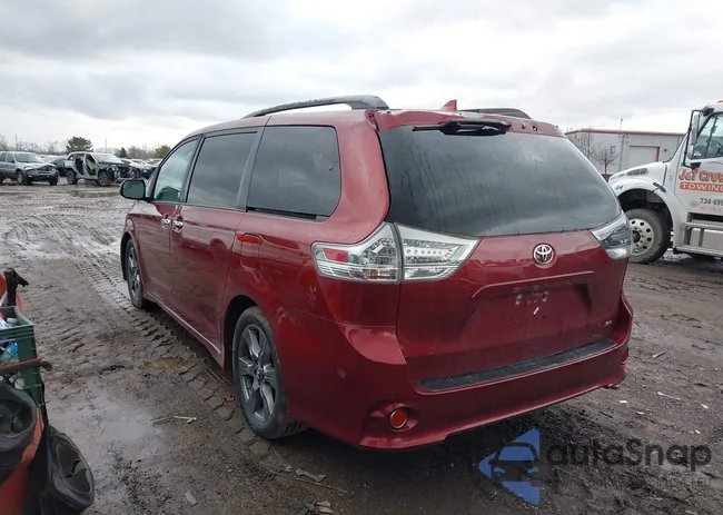 5TDXZ3DC0JS952795: 41729659