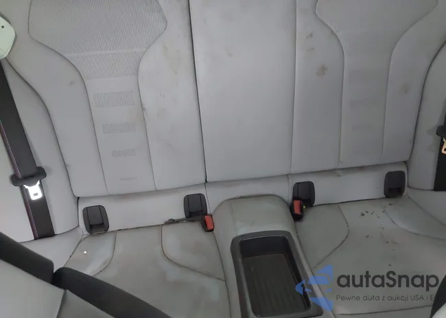 WBS4Y9C00LFH65779: 41729829