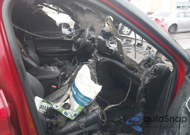 1FM5K8GC0NGB38372: 41729164