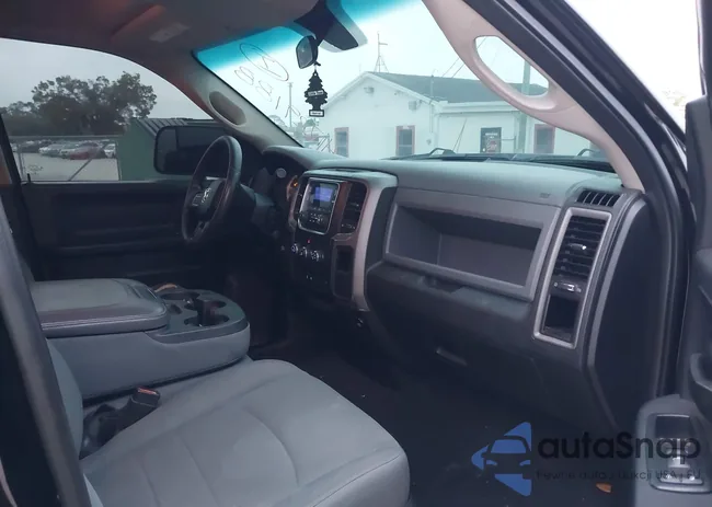 1C6RR6FT2ES458496: 41729188