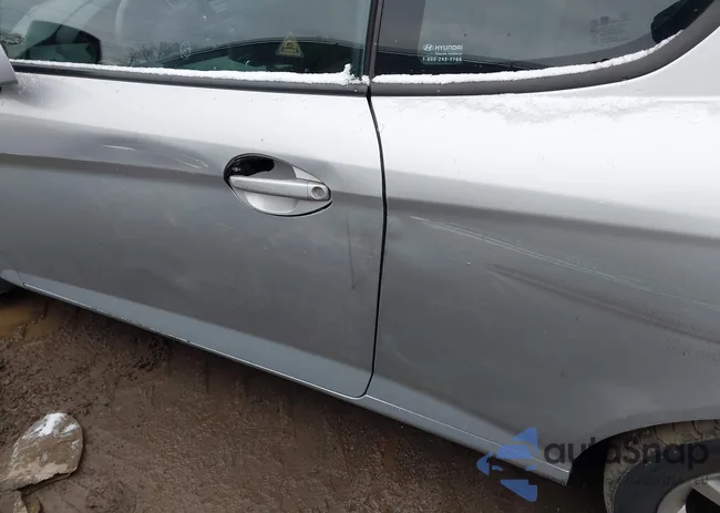 KMHHM66D08U268552: 41729193