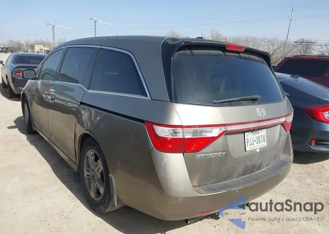 5FNRL5H92CB092426: 41729322