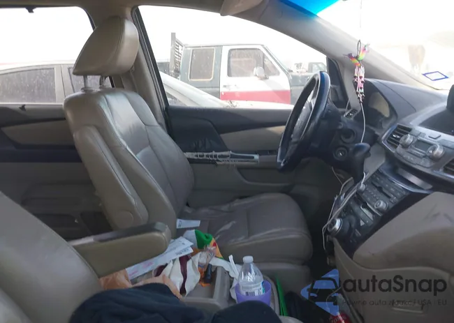 5FNRL5H92CB092426: 41729322