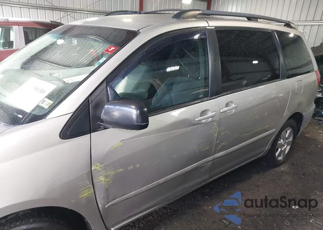 5TDKK4CC5AS301619: 41730180