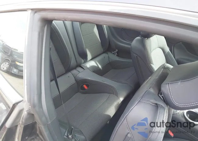 1FA6P8TH6R5141716: 41730190