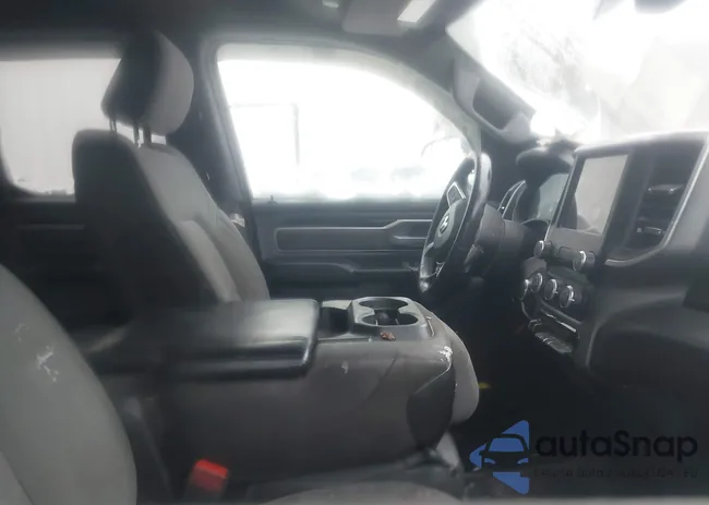 1C6SRFBT4MN826679: 41731497