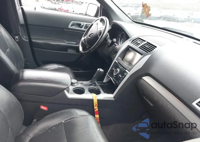 1FM5K8GT2EGA25894: 41731927