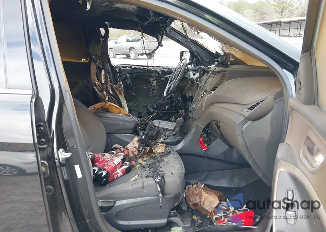 5XYZT3LB2HG434441: 41731932