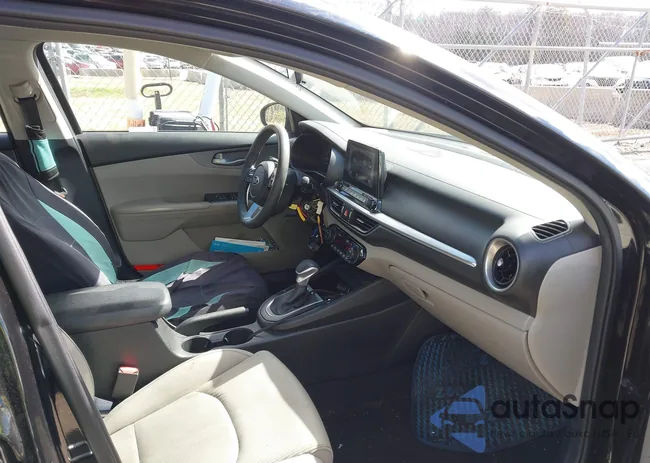 3KPF24AD7KE066312: 41732552